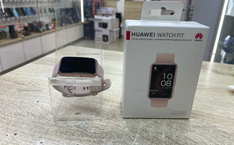 Часы Huawei Watch Fit