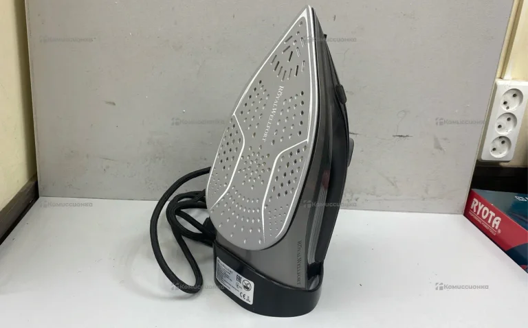 Утюг Royal Wellfort RSI 0124