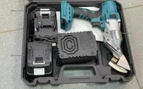 ножницы по металлу Makita АКБ