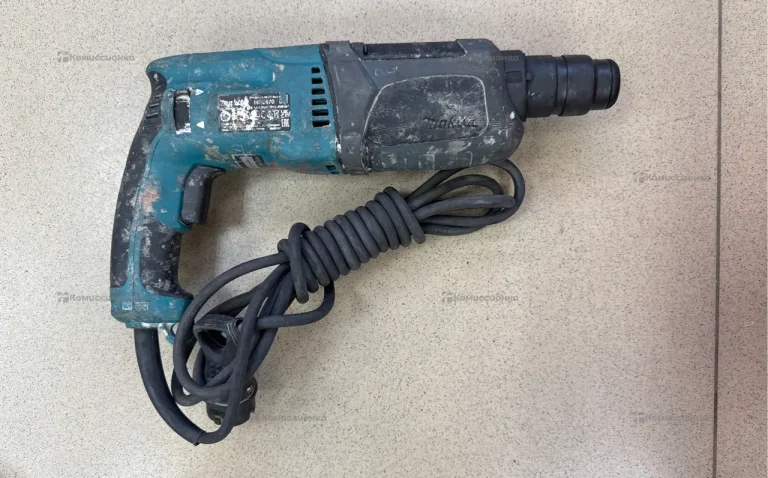 Перфоратор makita HR2470