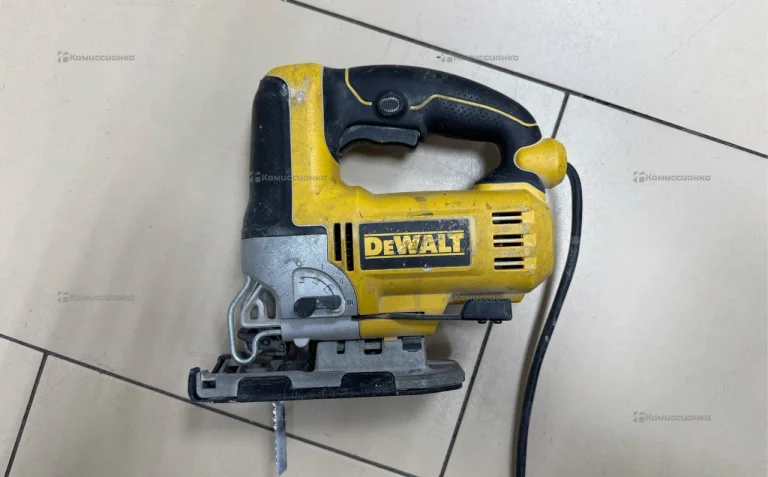 Электролобзик dewalt DW349