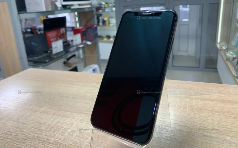 Apple iPhone X 3/256 ГБ