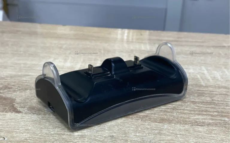 Зарядная станция для джойстиков PS4.
