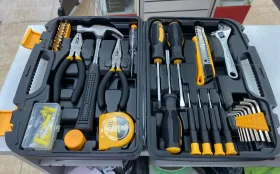 Купить набор инструментов DEKO TZ100 (100 предметов) б/у , в Казань Цена:1500рублей