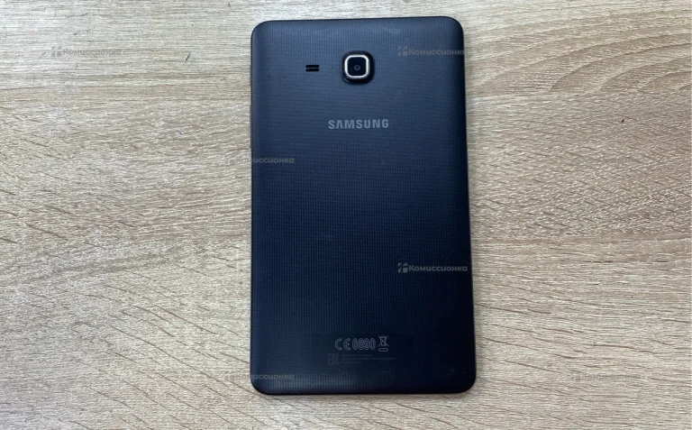 Планшет Samsung Galaxy Tab A 7.0 SM-T280 8Gb