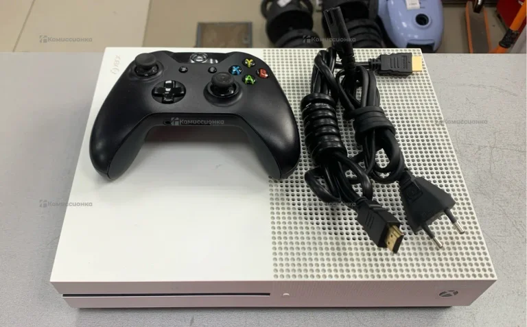 Приставка Xbox One S 500 ГБ