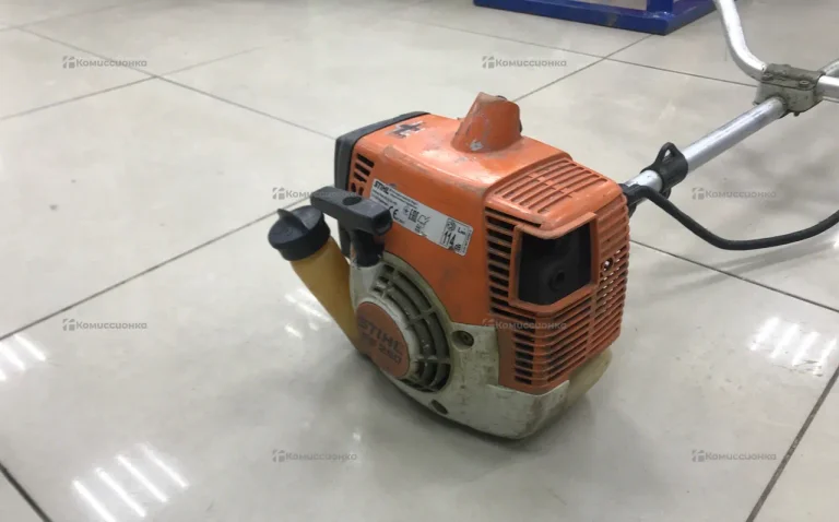 Бензокоса Stihl es 250