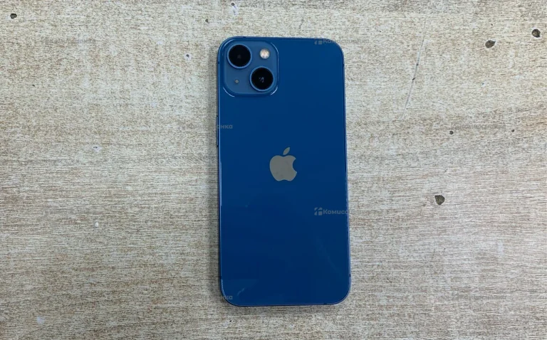 Apple iPhone 13 4/128 ГБ