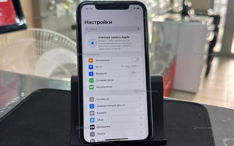 Apple iPhone 11 4/64 ГБ