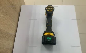 Винтоверт DeWALT DCF840