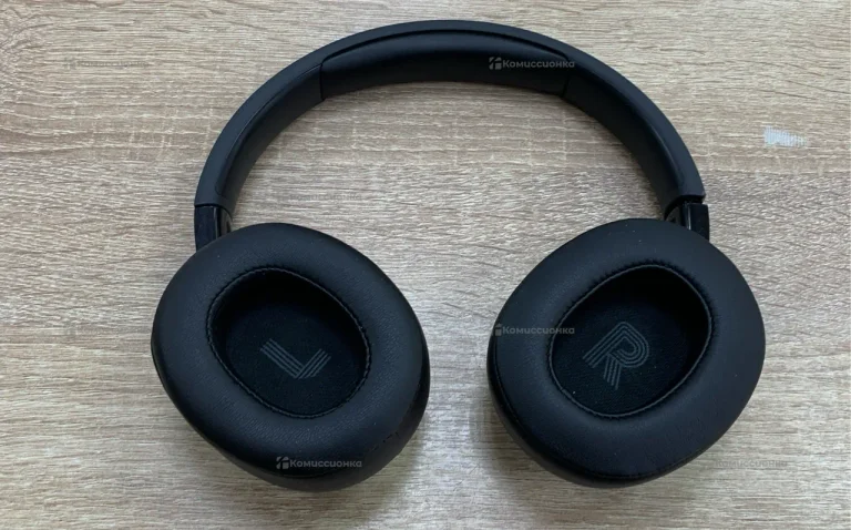 Наушники  JBl