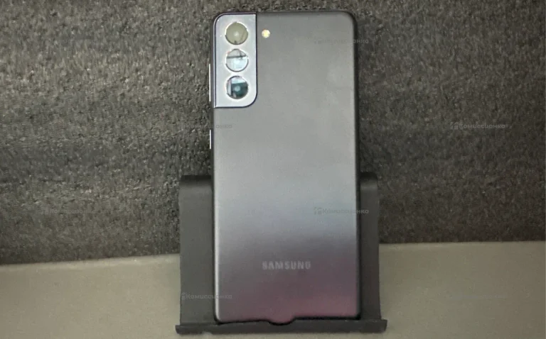 Samsung Galaxy S21 8/128Gb