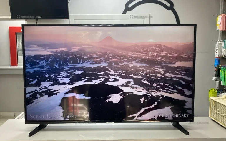 Телевизор Samsung UE43TU7002U