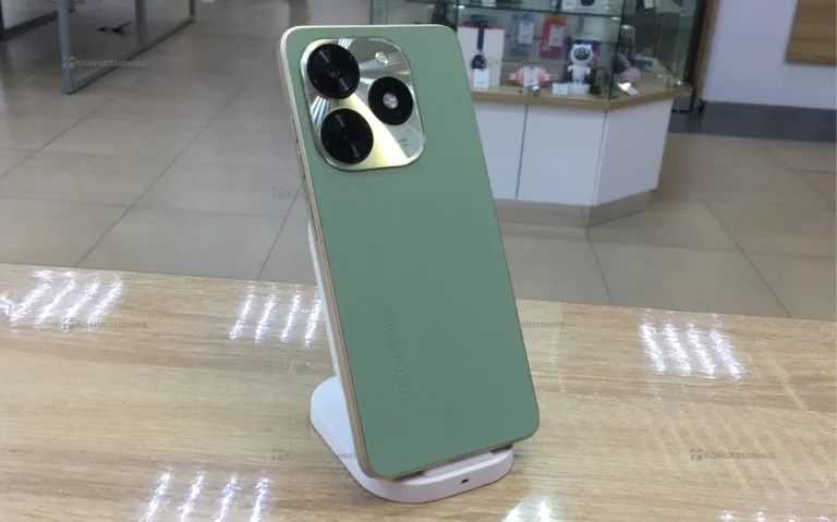 Tecno Spark 20C 4/128 ГБ