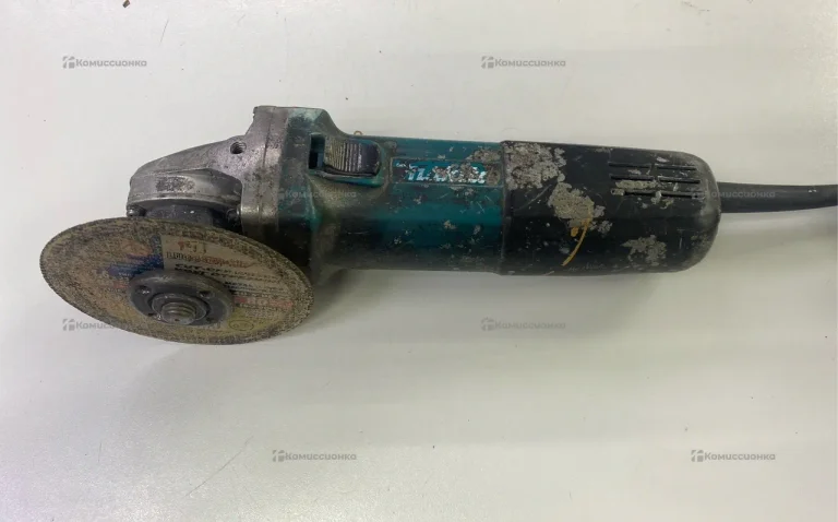УШМ Makita 9558HNR