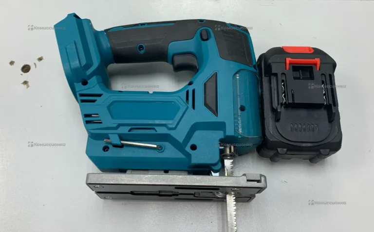 аккумуляторный лобзик makita