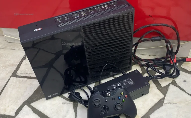 Приставка Xbox One 500Gb