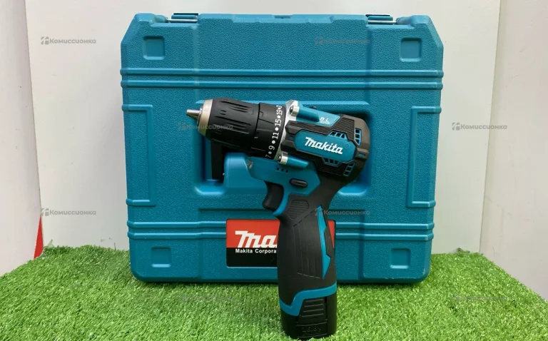 Шуруповерт Makita б/щ +набор