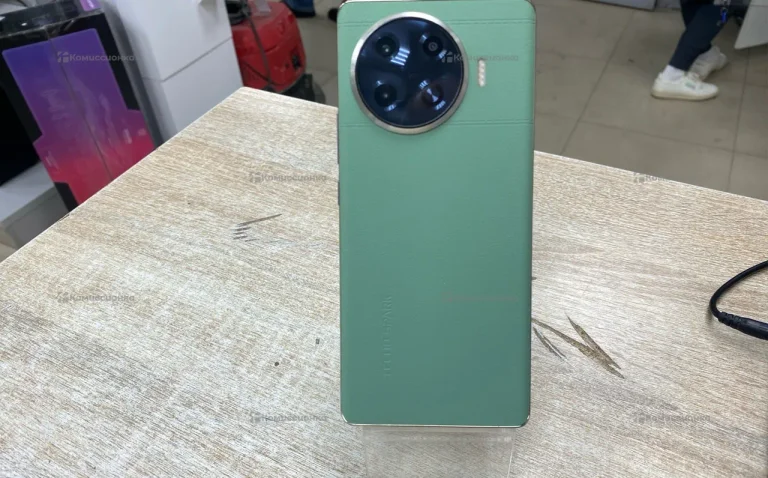 Tecno Spark 20 Pro+ 8/256 ГБ