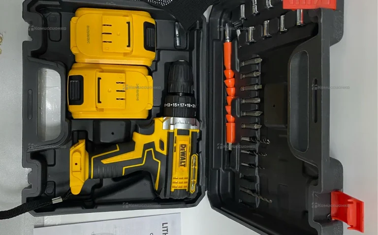 Шуруповерт DeWalt