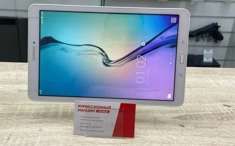 Планшет Samsung Galaxy Tab E 9.6 SM-T561N 16Gb