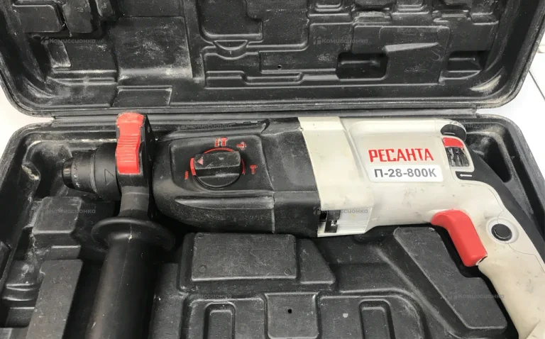 Перфоратор Ресанта П-28-800К