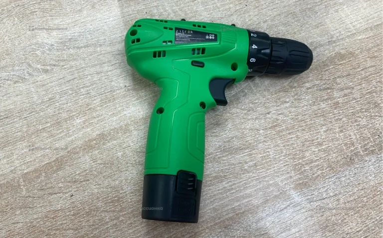 шуруповерт Green 12-Li-ion