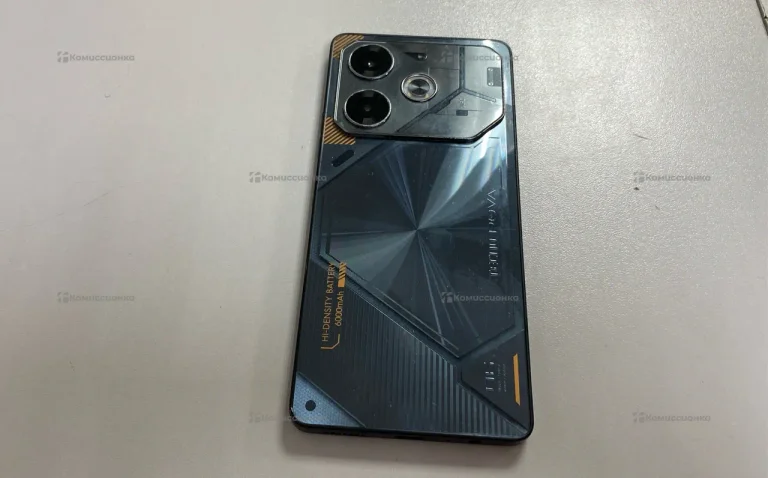 Tecno Pova 6 8/256 ГБ