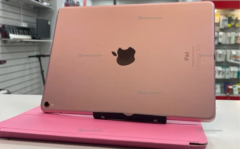 Планшет Apple iPad Pro 9.7 128Gb Wi-Fi