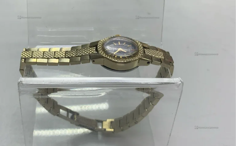 Часы Чайка 17 камней