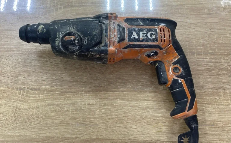 Перфоратор AEG KH24IE