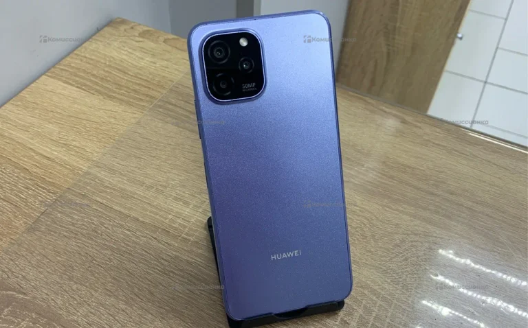 Huawei nova Y61 4/128 ГБ