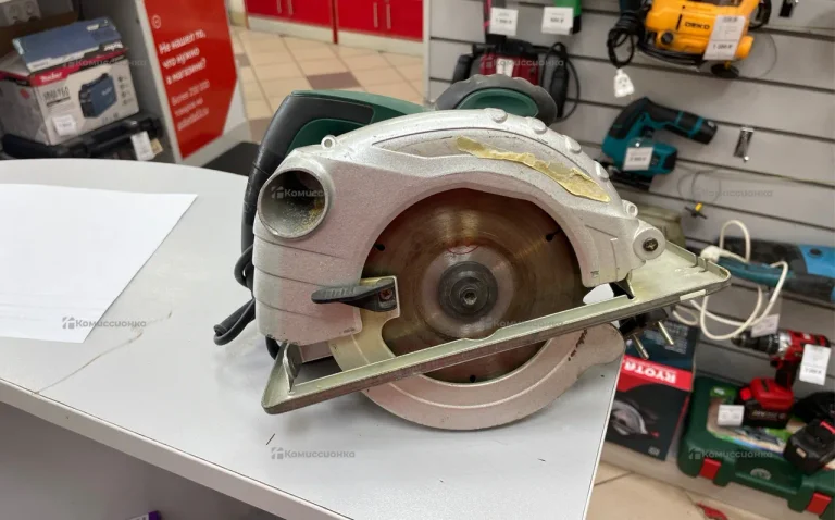 Дисковая пила Калибр ЭПД-1300