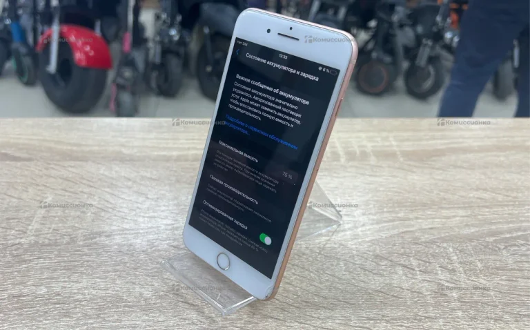 Apple iPhone 8 Plus 3/64 ГБ