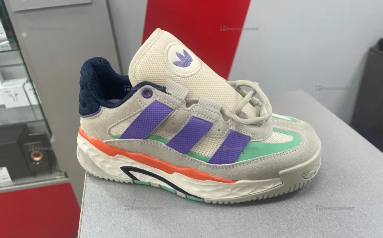 Кроссовки Adidas 36 (беж)