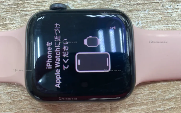 Часы  Apple Watche SE Gen1 44mm