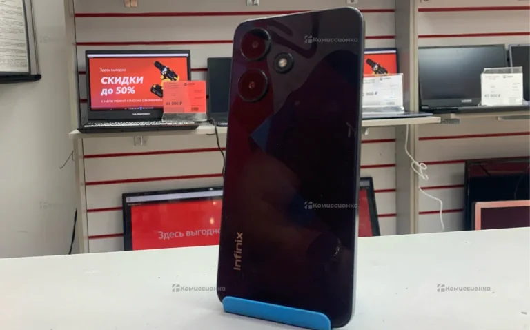 Infinix Hot 30i 4/64 ГБ