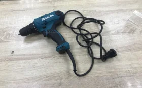 Купить Сетевая дрель-шуруповерт Makita DF0300 б/у , в Саратов Цена:2900рублей
