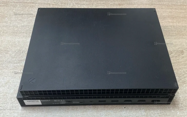 Приставка Xbox one x 1TB