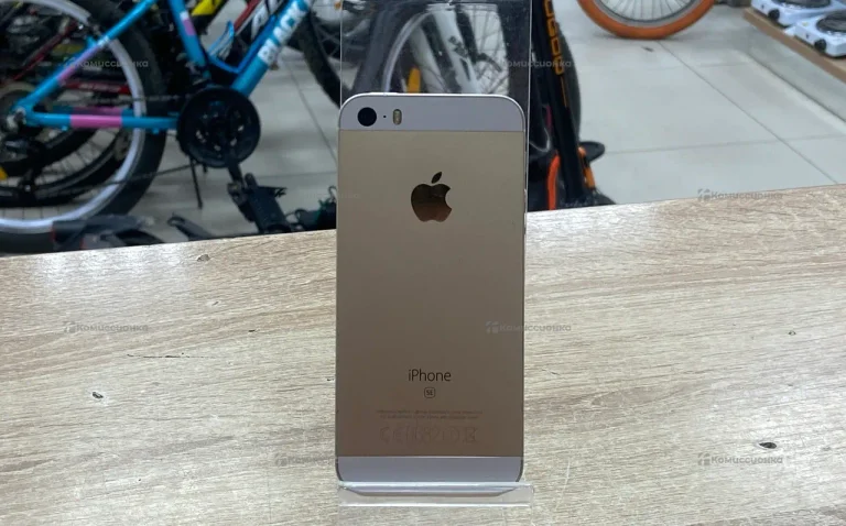 Apple iPhone SE 2/32 ГБ