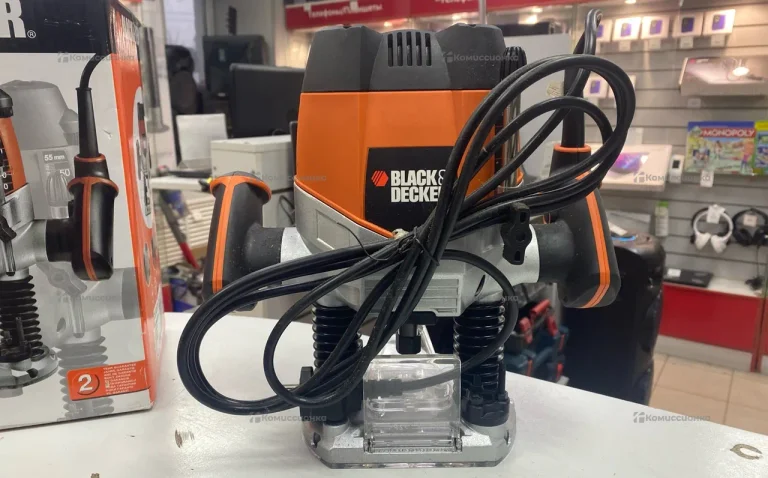 Фрезер BLACK+DECKER BLACK+DECKER KW900E