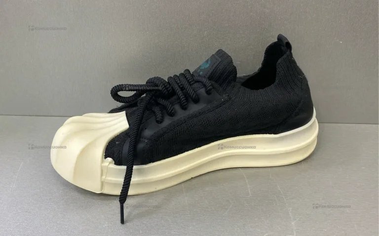 Кроссовки LaCoste 41р