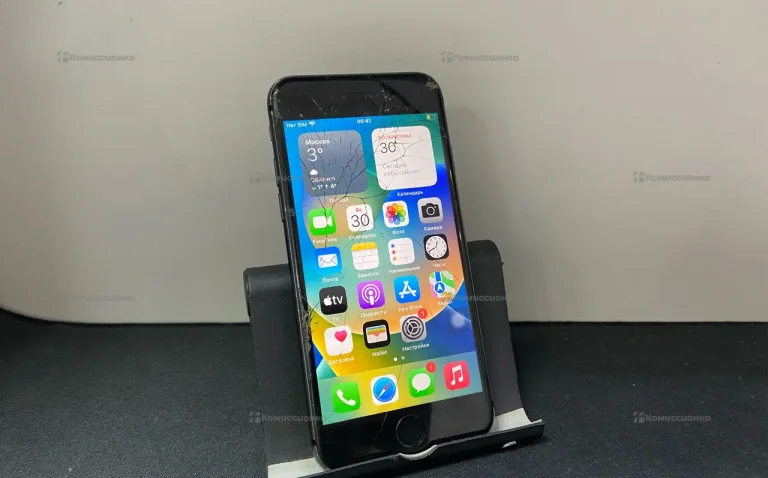 Apple iPhone 8 2/64 ГБ