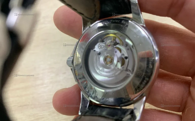 Часы  Maurice Lacroix PT6048