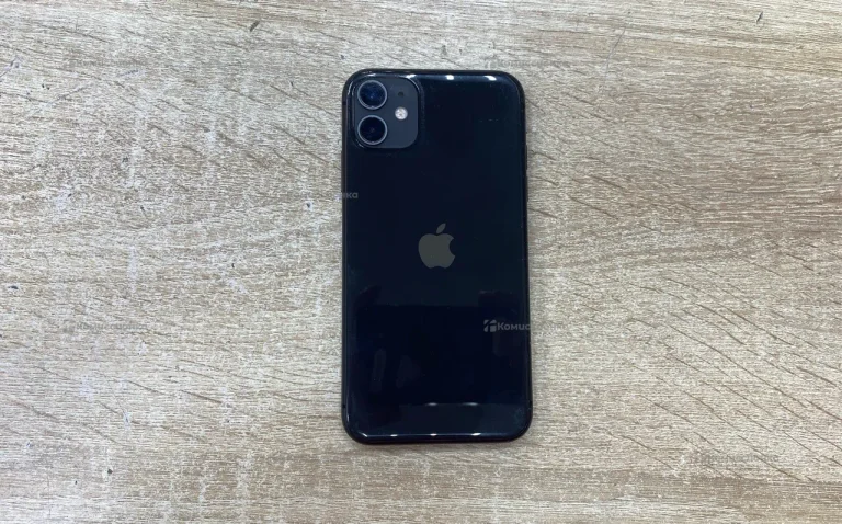 Apple iPhone 11 4/128 ГБ
