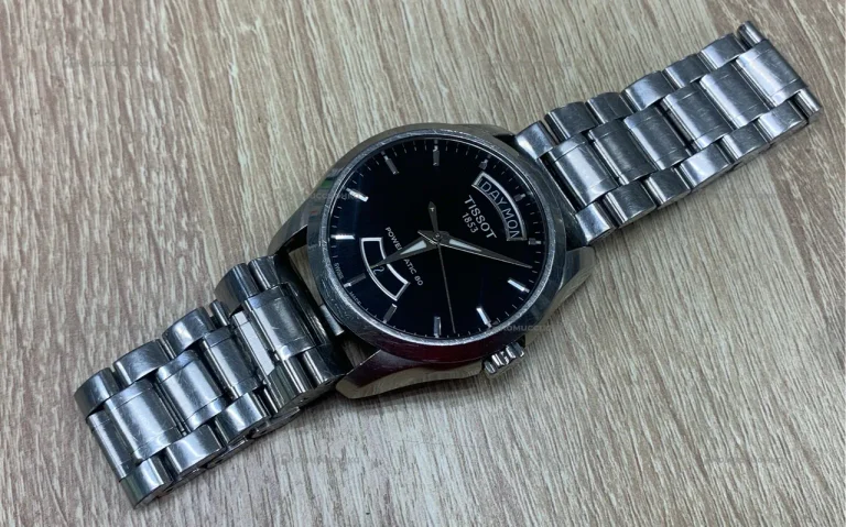 Часы  tissot 100bar