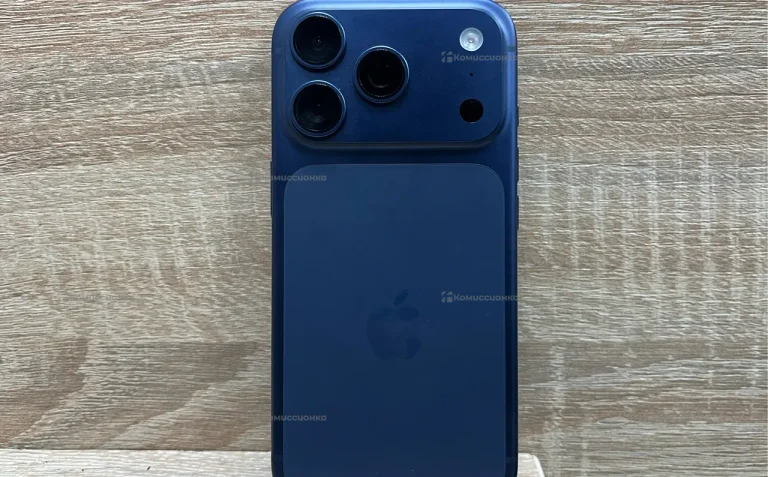 Apple iPhone 17 Pro 8/256 ГБ