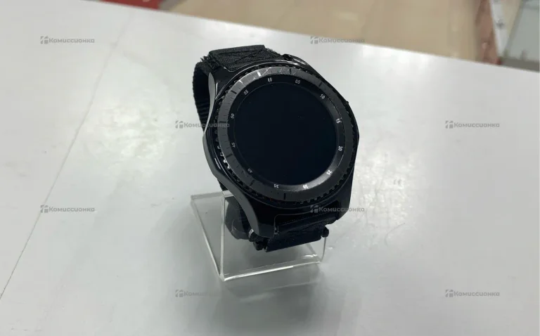 Часы Samsung Gear S3