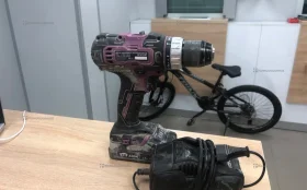 Дрель-шуруповерт аккумуляторная КМ АТОМ CD-181/2 K