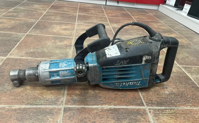Отбойный молоток makita HM1317C
